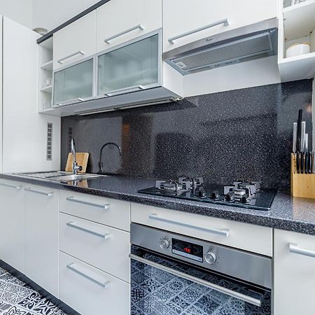 Newly Renovated Apartment In The Old Town Bratislava Buitenkant foto